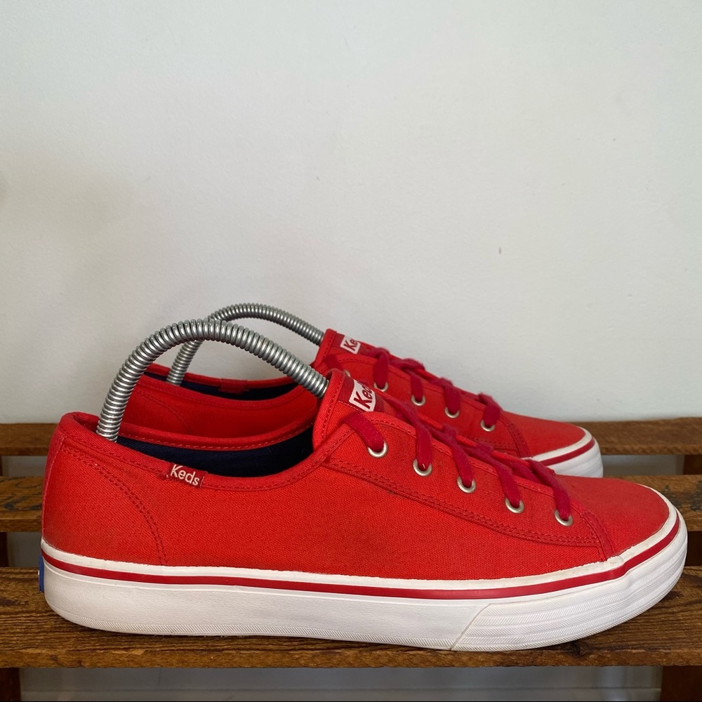 Keds Red Canvas Low Top Sneaker Shoes Women’s Size 10
